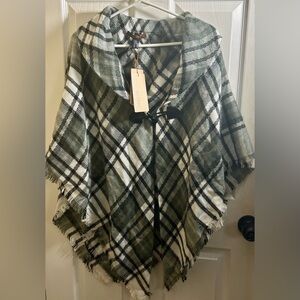Altars Plaid Poncho with Toggle Closure